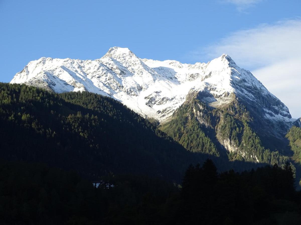 Appartementhaus Zillertal By Piaunddirk Finkenberg Eksteriør bilde