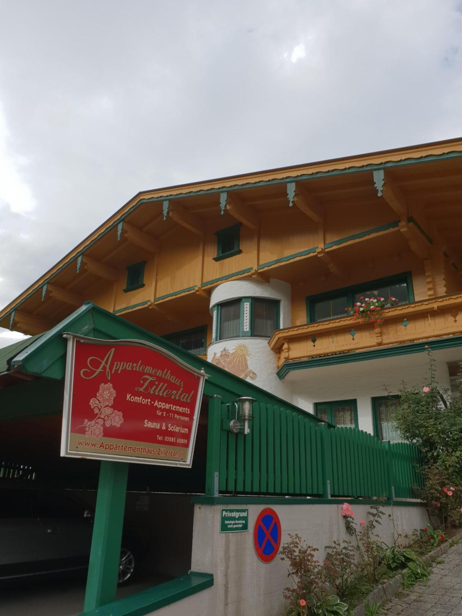 Appartementhaus Zillertal By Piaunddirk Finkenberg Eksteriør bilde